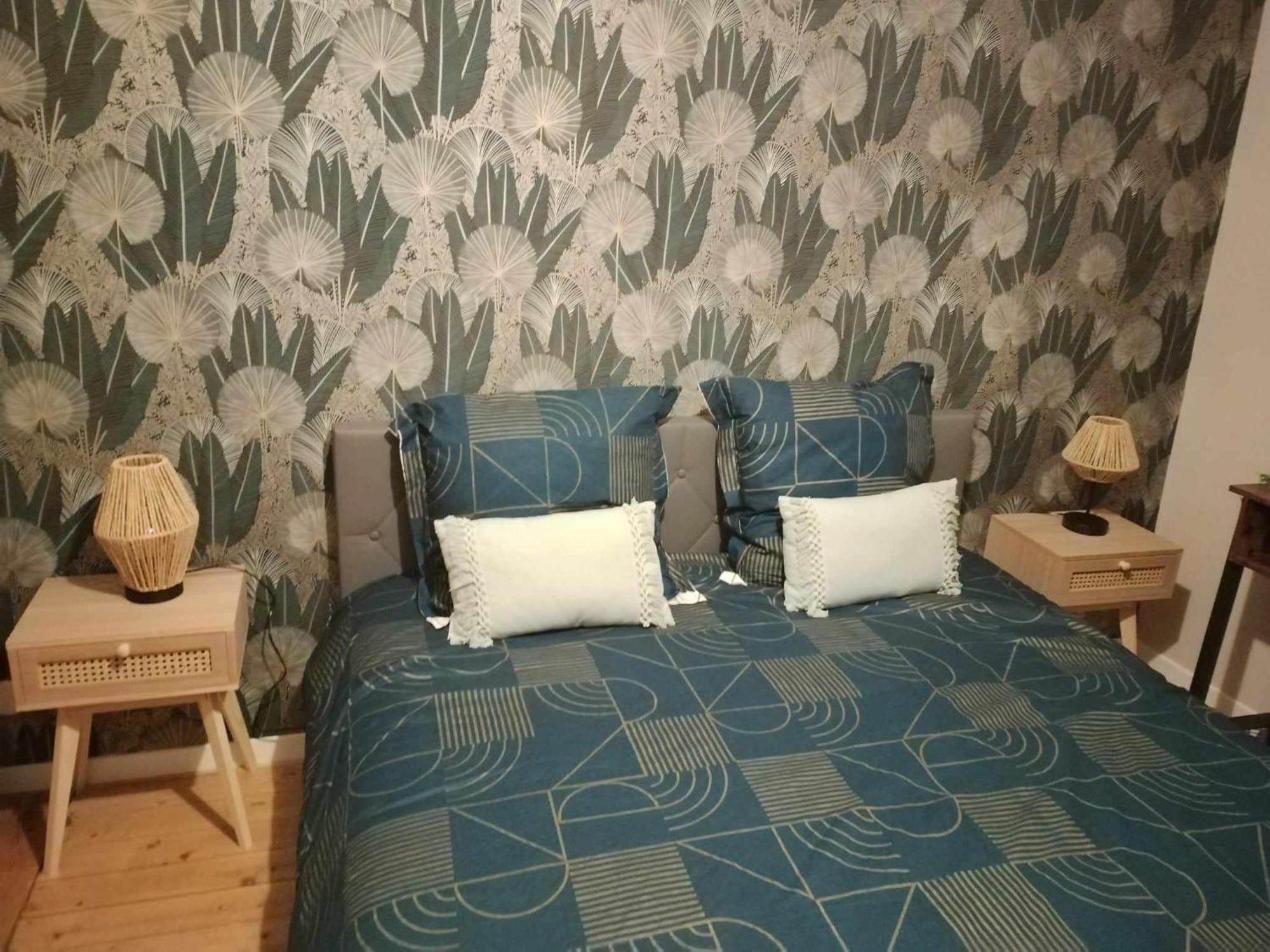 Chambre D'Hote Familiale De La Maison Bleue Lanvallay Esterno foto